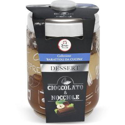 Dessert cioccolato e nocciole