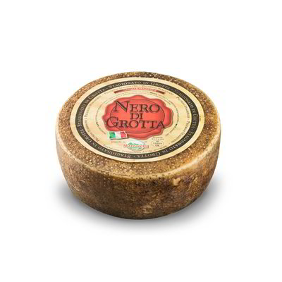 Formaggio pecorino stagionato nero di Grotta
