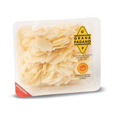 Grana Padano in scaglie