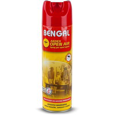 Insetticida spray per spazi aperti