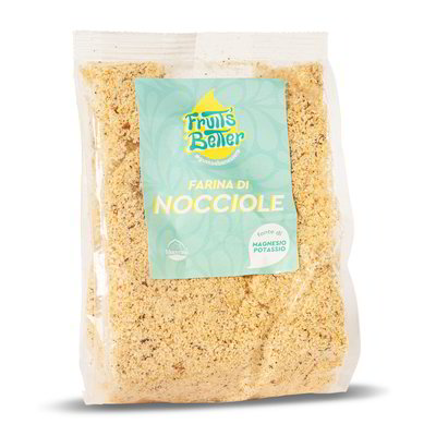 Farina di nocciole