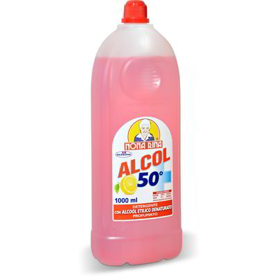 Detergente profumato a base di alcool 50°