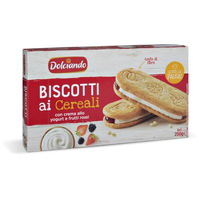 Biscotti ai cereali con crema allo yogurt e frutti rossi