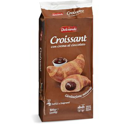 Croissant con crema al cioccolato