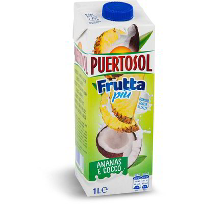 Bevanda ananas e cocco con latte
