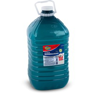 Acqua demineralizzata