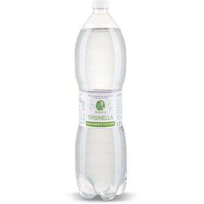 Acqua leggermente frizzante